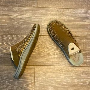 Keen Uneek slide. Mens 12